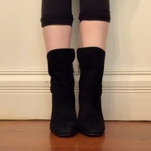 Jessica Simpson black booties